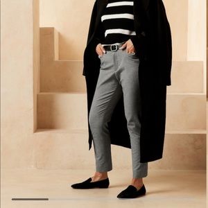 NWT BR Petite Skinny Sloan Pant